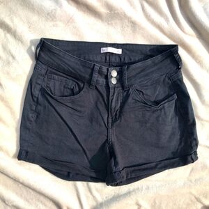 Barley worn - SO Low Rose Favorite Midi Size 11 Black Jean Shorts!